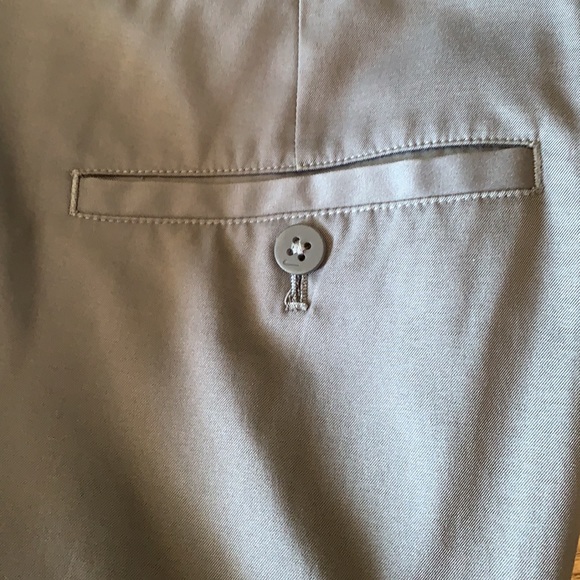 5/$30 Nike Golf Tour Performance Dri-Fit SIZE 34/30 Like New!!gray. - Picture 10 of 10